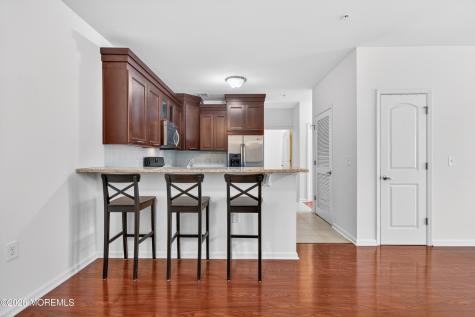 102 E Elizabeth Avenue Linden City NJ 07036