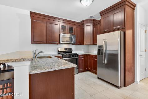 102 E Elizabeth Avenue Linden City NJ 07036