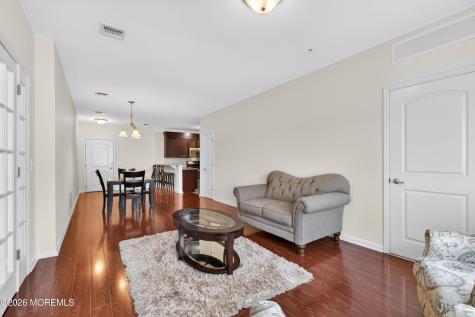 102 E Elizabeth Avenue Linden City NJ 07036