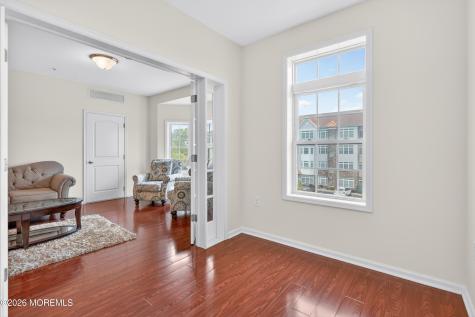 102 E Elizabeth Avenue Linden City NJ 07036