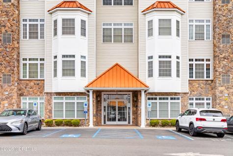 102 E Elizabeth Avenue Linden City NJ 07036