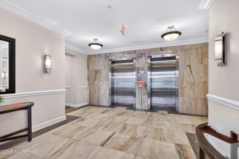102 E Elizabeth Avenue Linden City NJ 07036