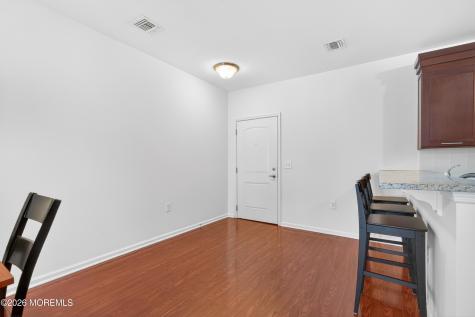 102 E Elizabeth Avenue Linden City NJ 07036