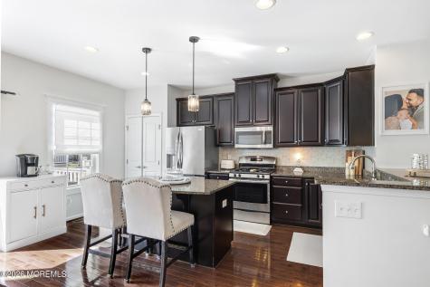 5 Jake Drive Tinton Falls NJ 07712