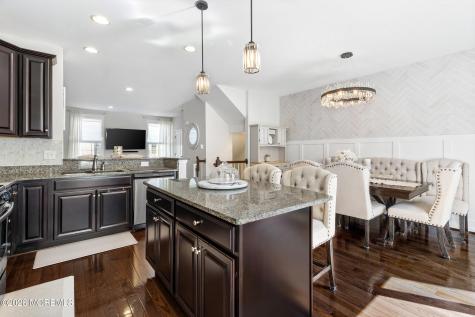 5 Jake Drive Tinton Falls NJ 07712