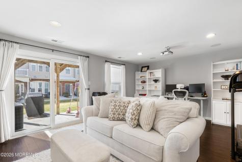 5 Jake Drive Tinton Falls NJ 07712