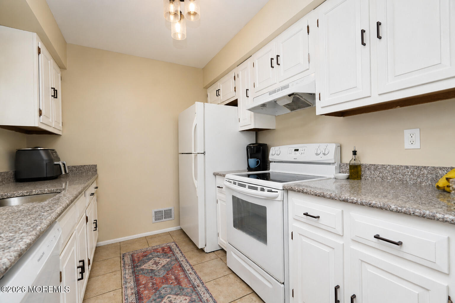 711 Wellington Place Aberdeen NJ 07747
