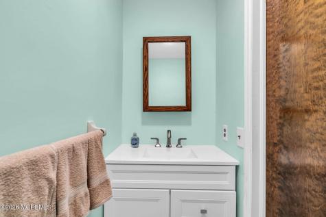 302 Bent Trail Toms River NJ 08753
