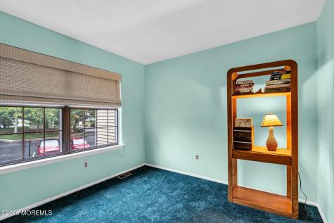 302 Bent Trail Toms River NJ 08753