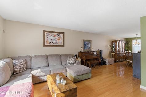 12 Dortmunder Drive Manalapan NJ 07726