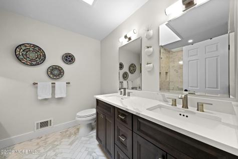 17 Mayfair Court Little Silver NJ 07739