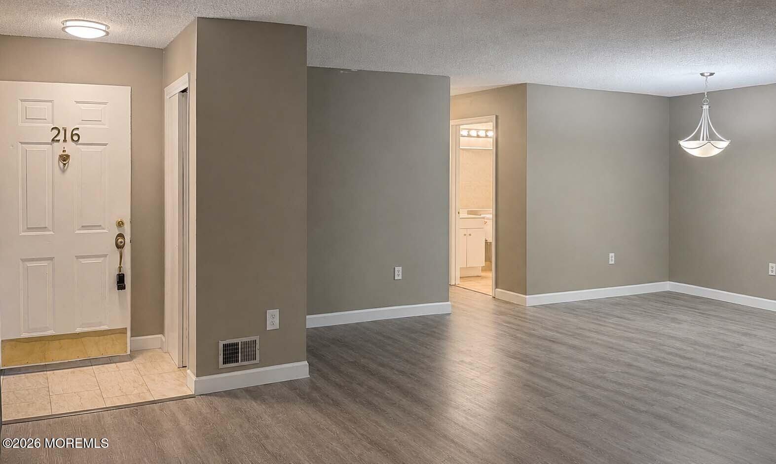 216 Sapphire Lane Franklin Park NJ 08823