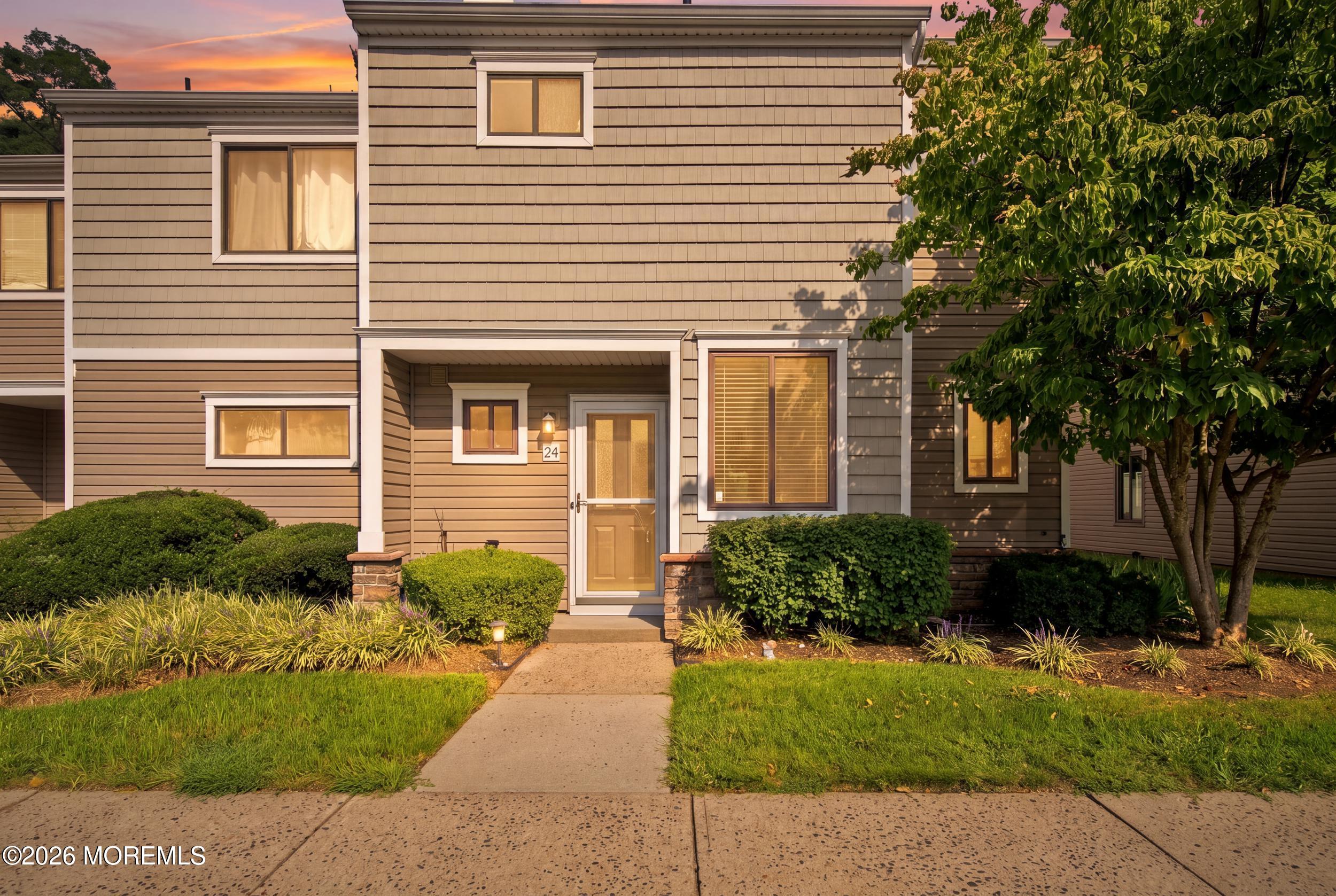 24 Gloria Court Tinton Falls NJ 07724
