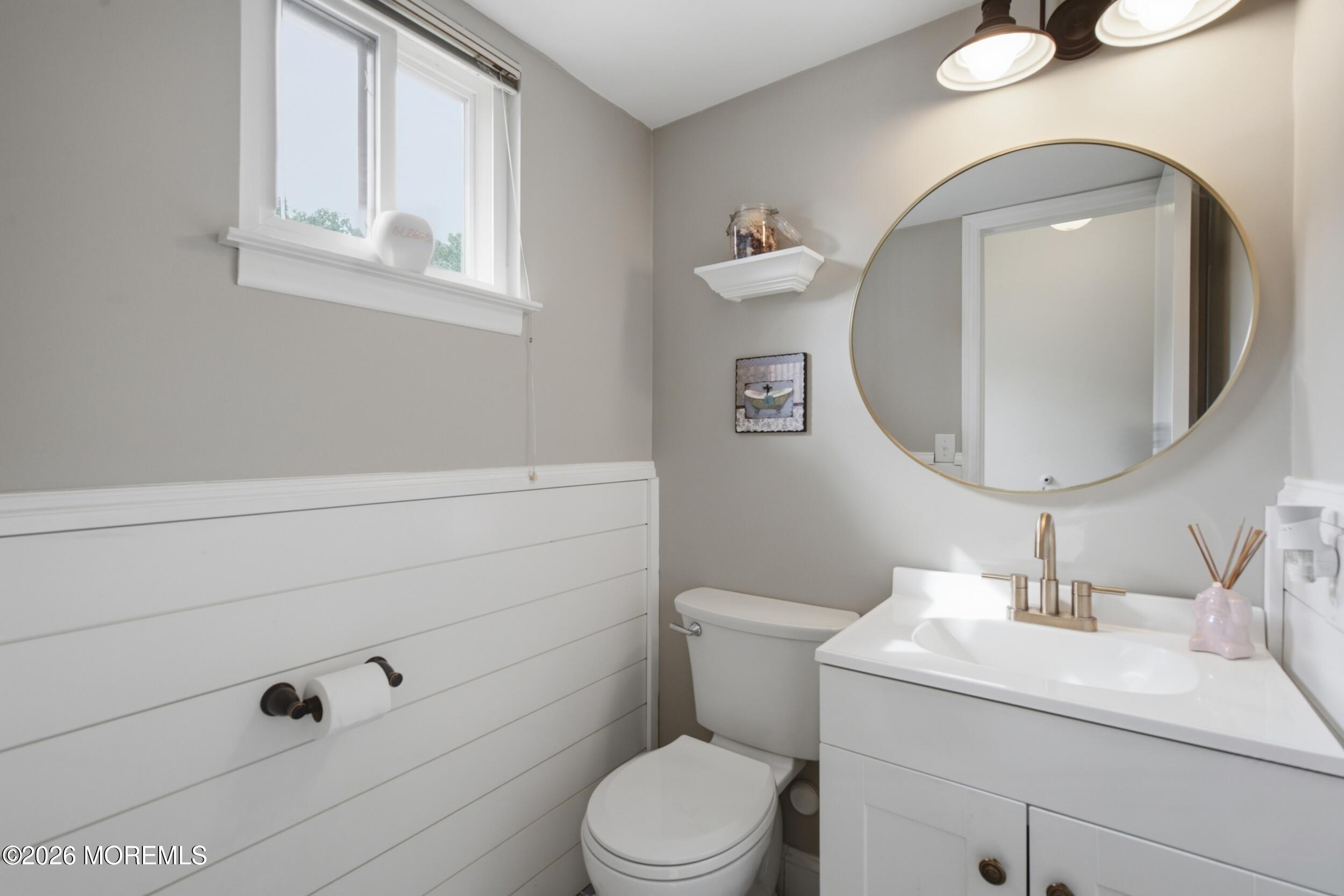 24 Gloria Court Tinton Falls NJ 07724