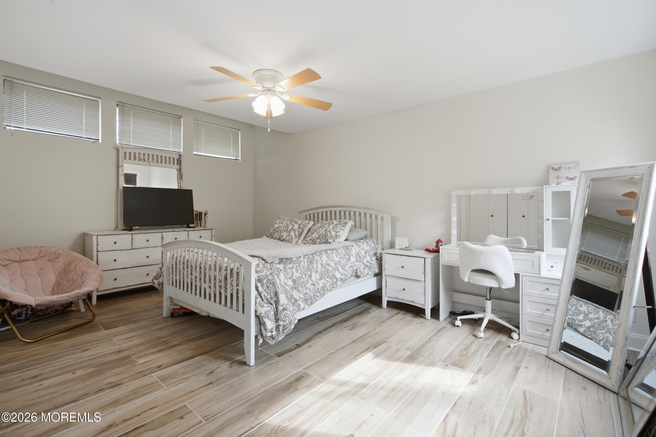 24 Gloria Court Tinton Falls NJ 07724