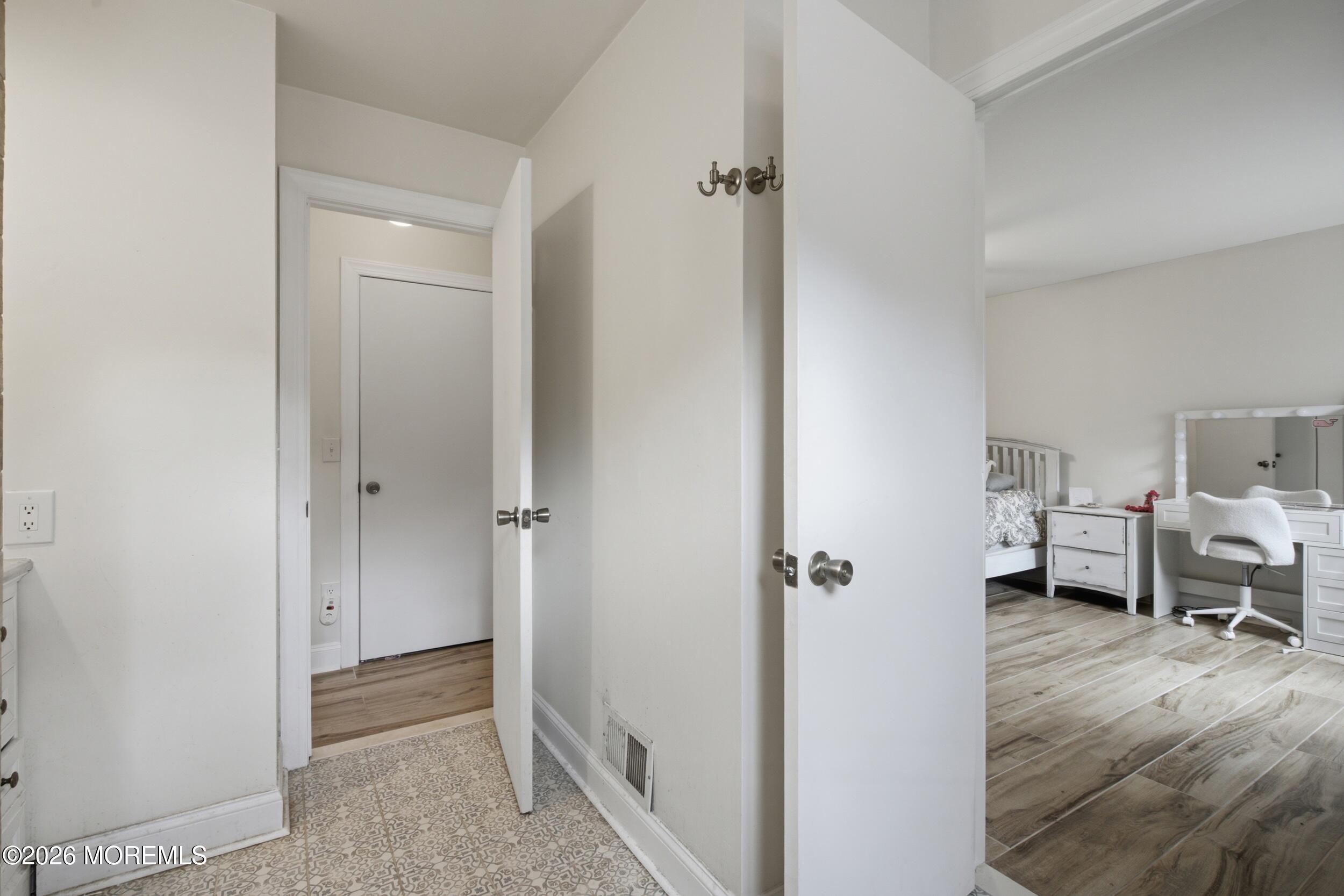 24 Gloria Court Tinton Falls NJ 07724
