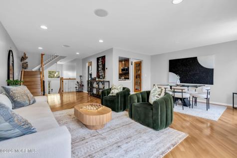 29 Hanna Lane Laurence Harbor NJ 08879