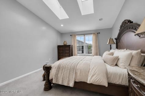 29 Hanna Lane Laurence Harbor NJ 08879
