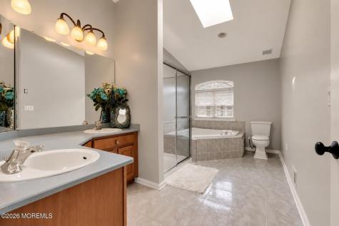 29 Hanna Lane Laurence Harbor NJ 08879