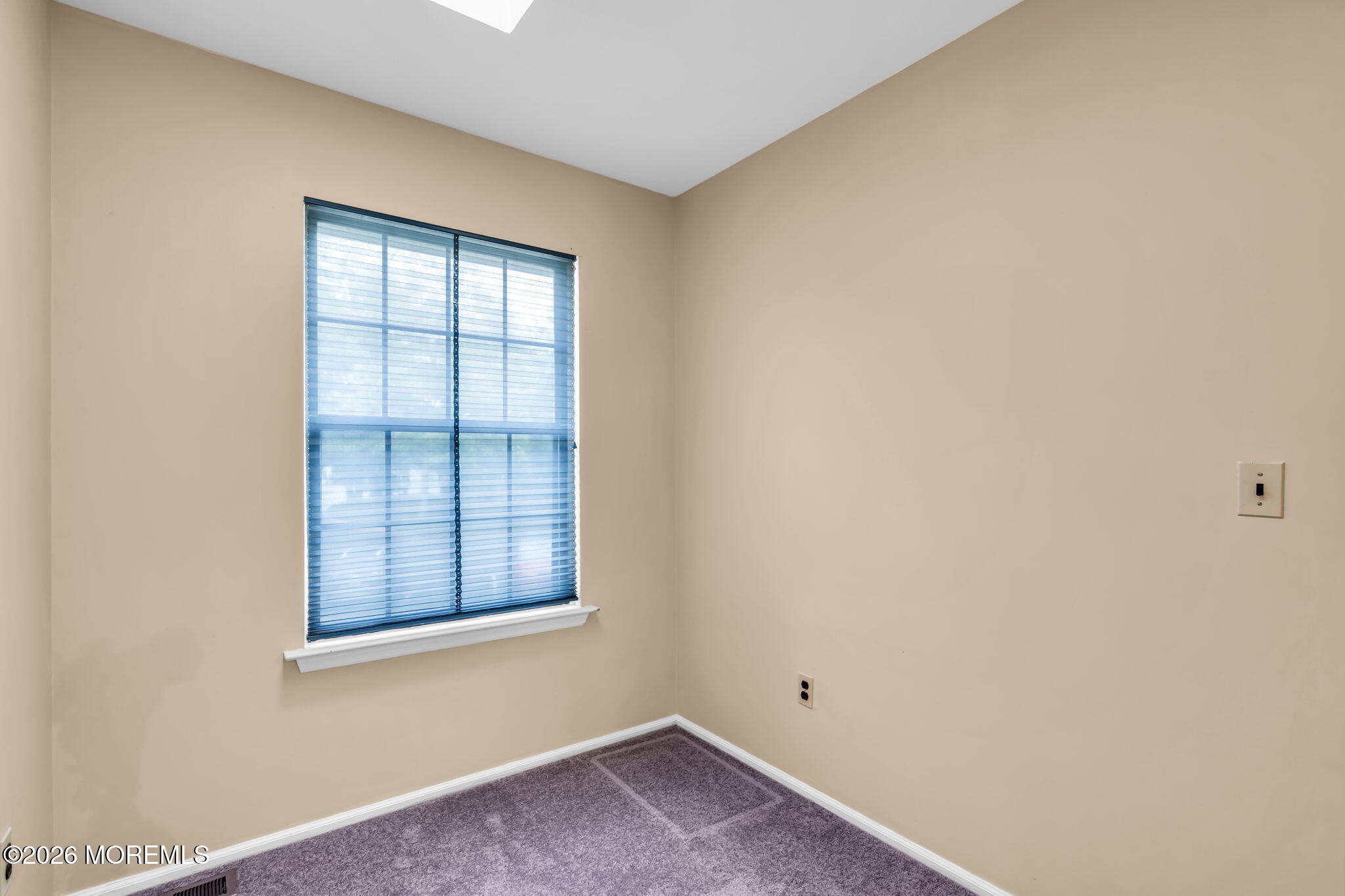 302 Bent Trail Toms River NJ 08753