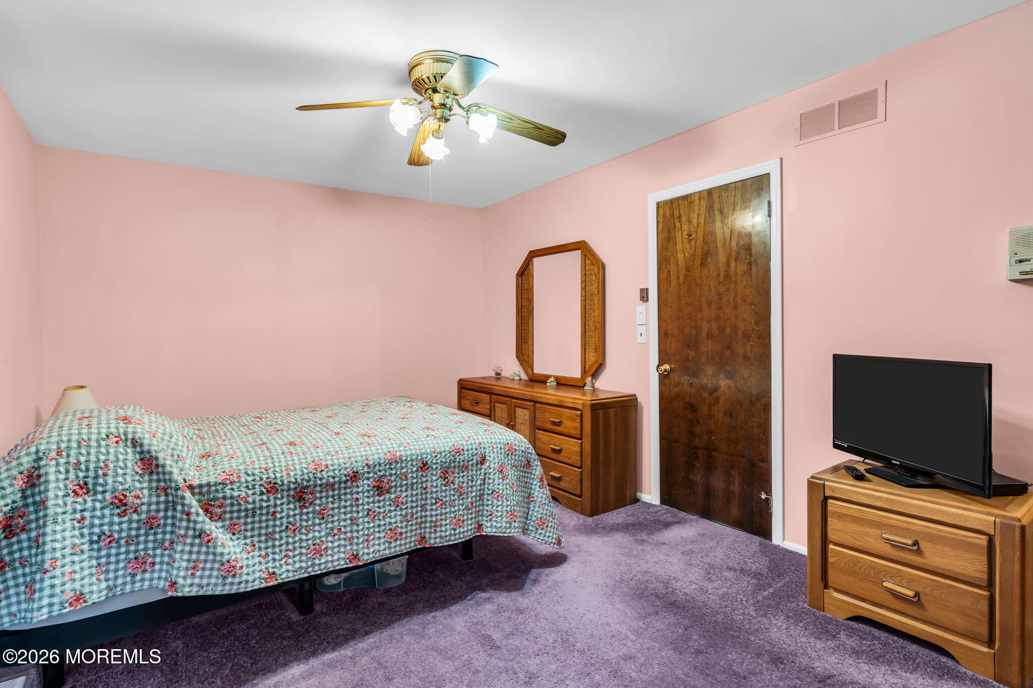 302 Bent Trail Toms River NJ 08753