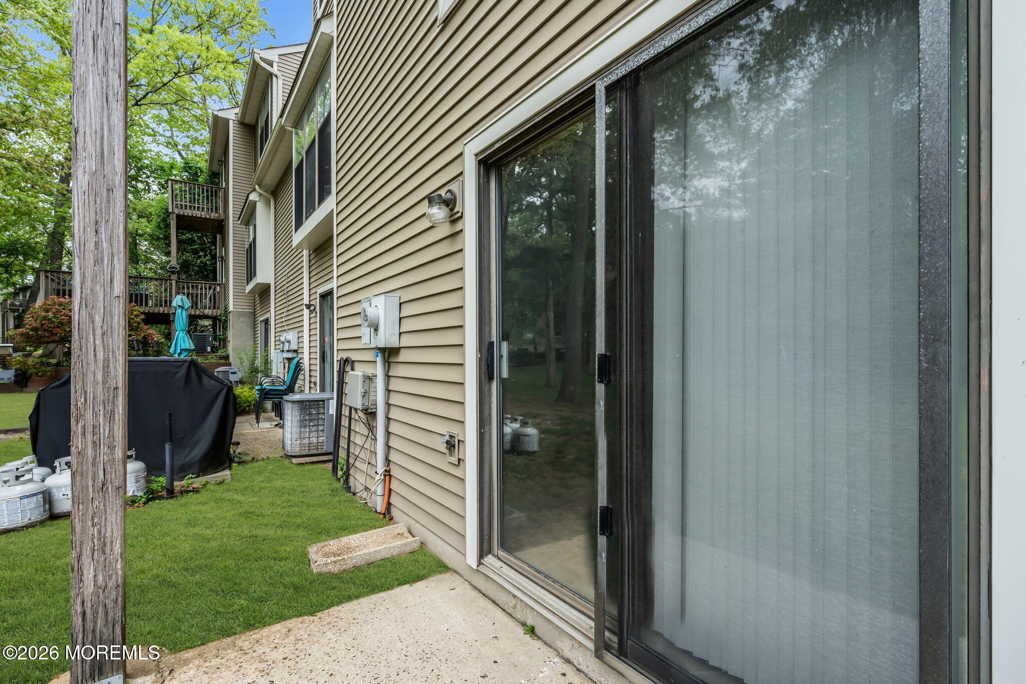 302 Bent Trail Toms River NJ 08753