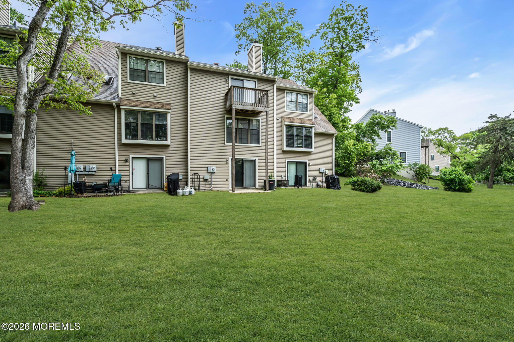 302 Bent Trail Toms River NJ 08753