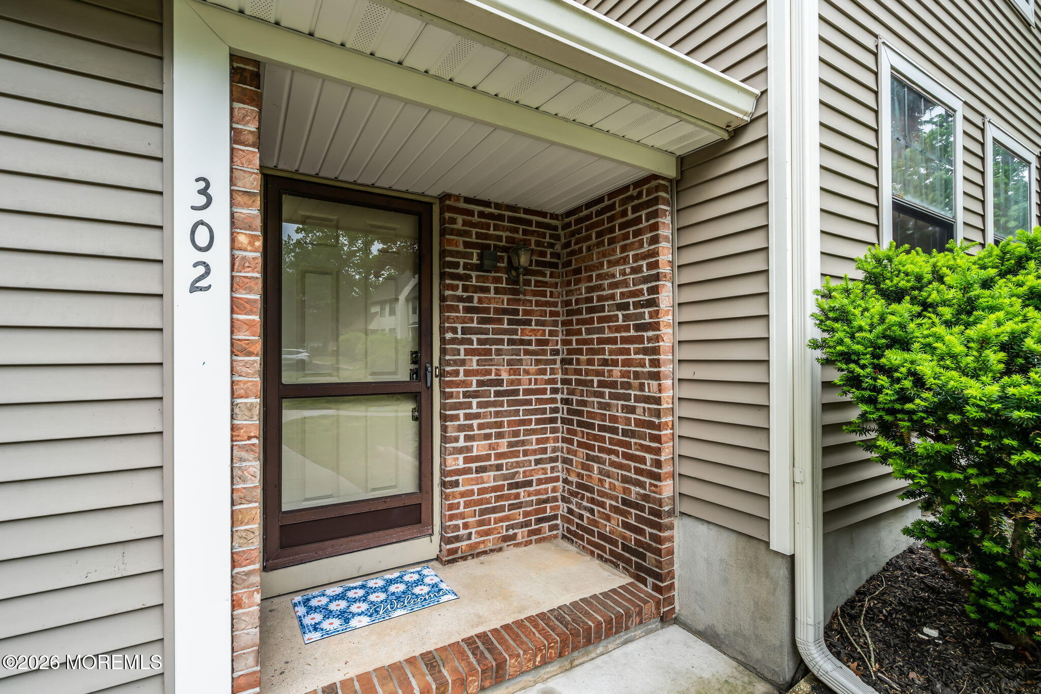 302 Bent Trail Toms River NJ 08753