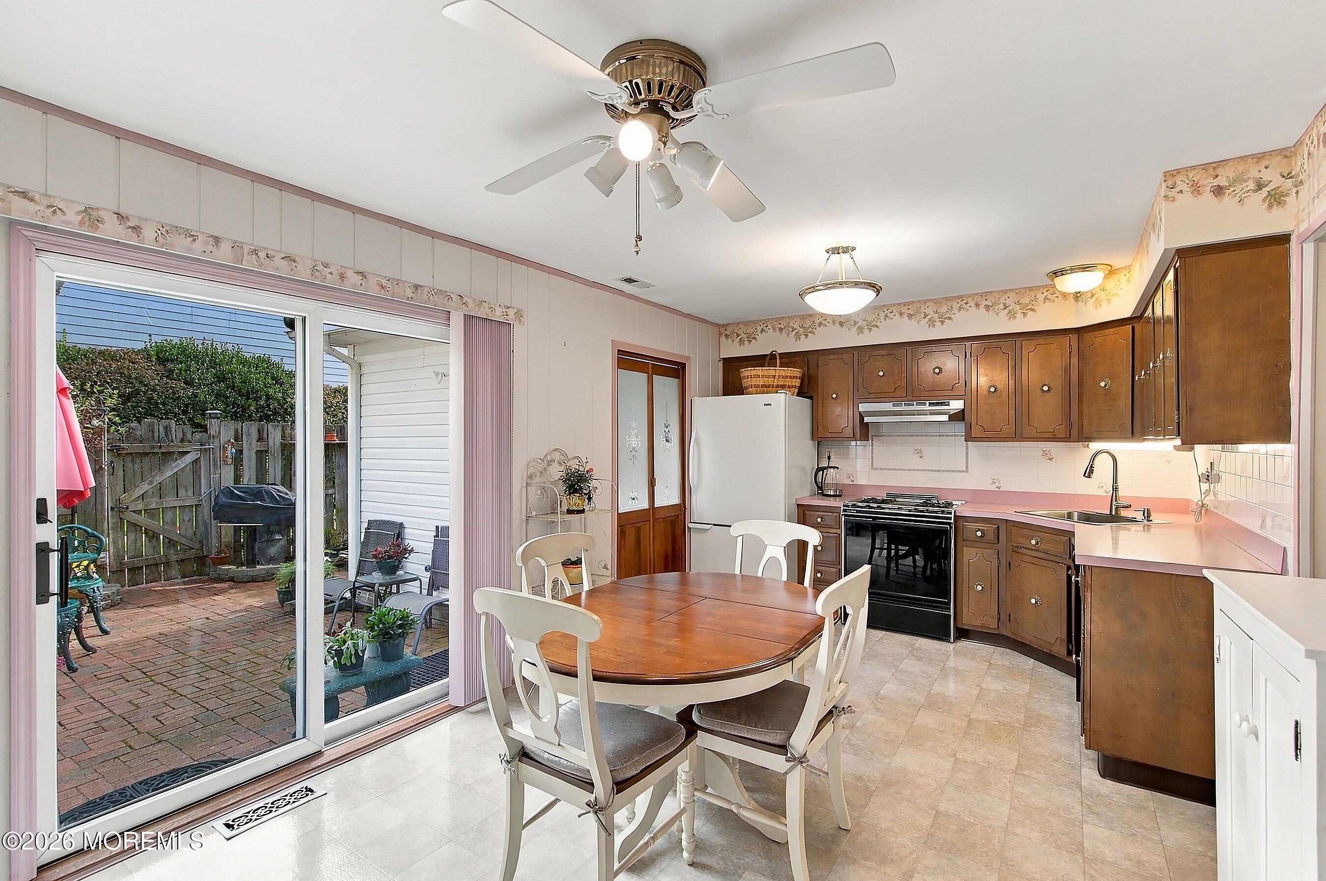 17 Kingsley Way Freehold NJ 07728
