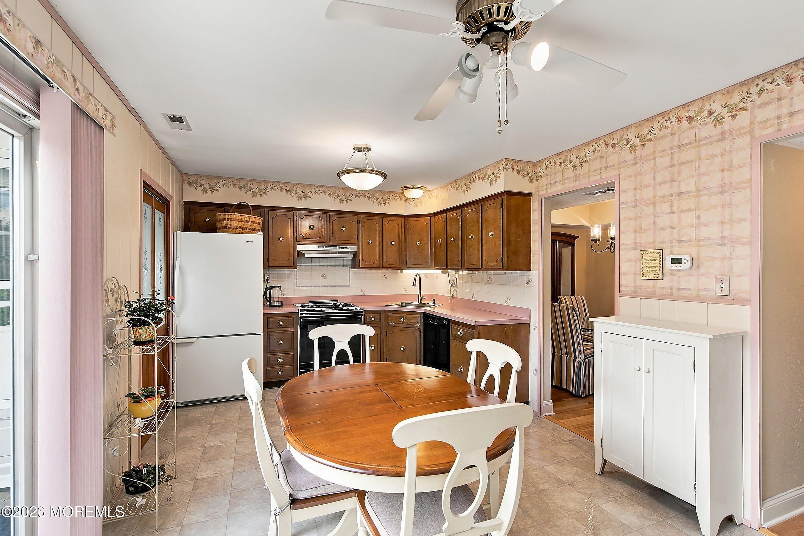 17 Kingsley Way Freehold NJ 07728