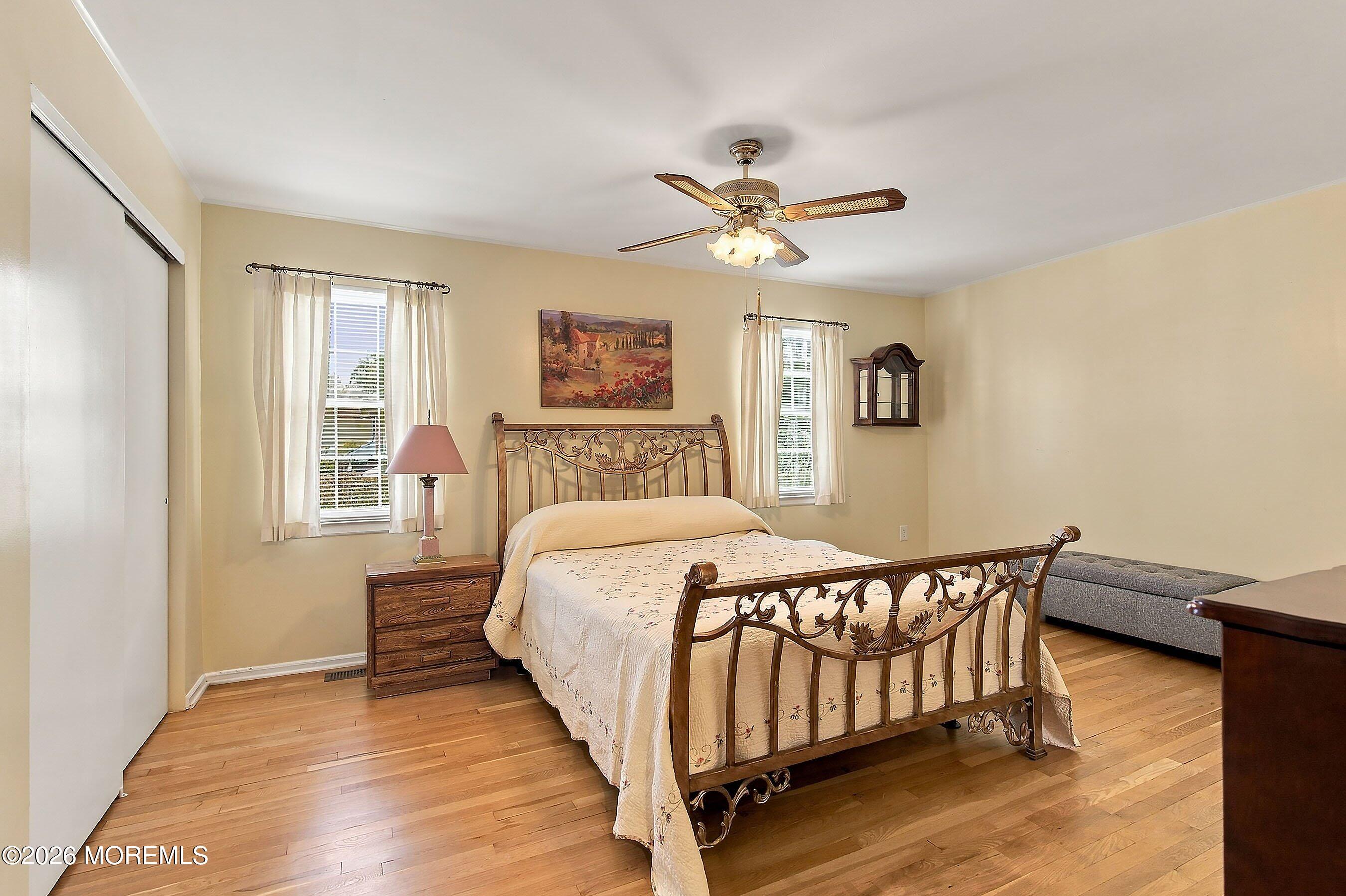 17 Kingsley Way Freehold NJ 07728