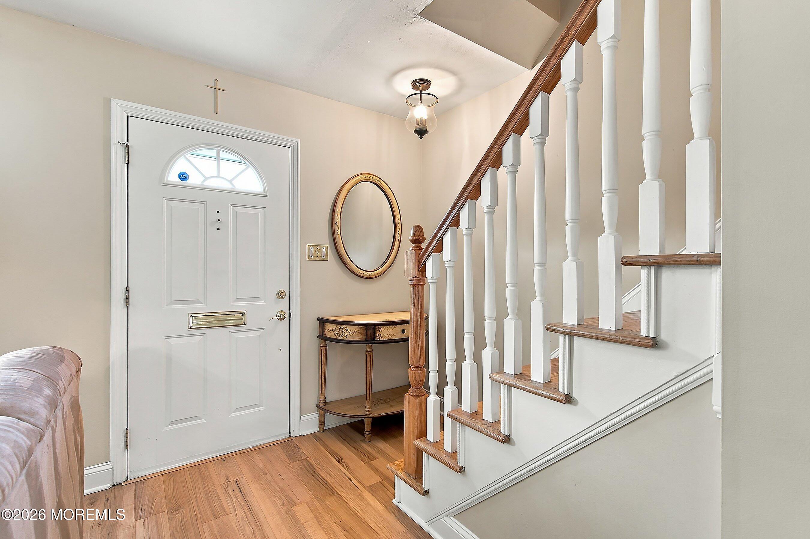 17 Kingsley Way Freehold NJ 07728