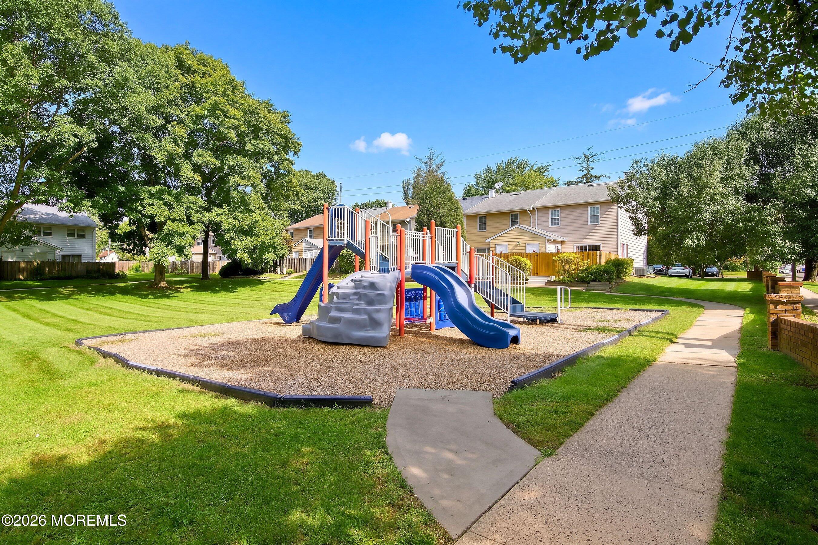 17 Kingsley Way Freehold NJ 07728