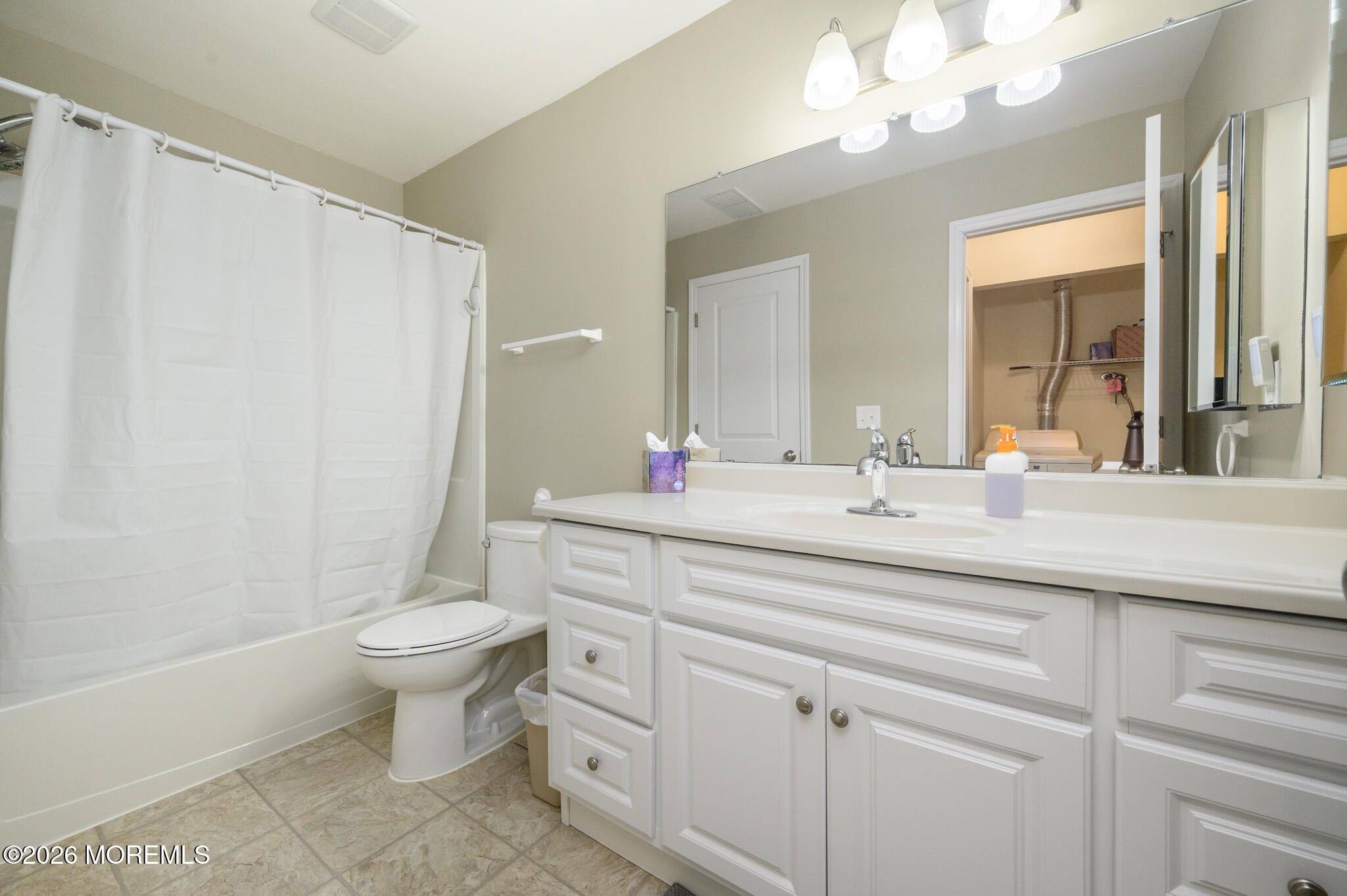 804 Violet Lane Jackson NJ 08527