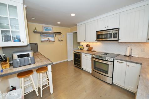 77 Bay Point Harbour Point Pleasant NJ 08742