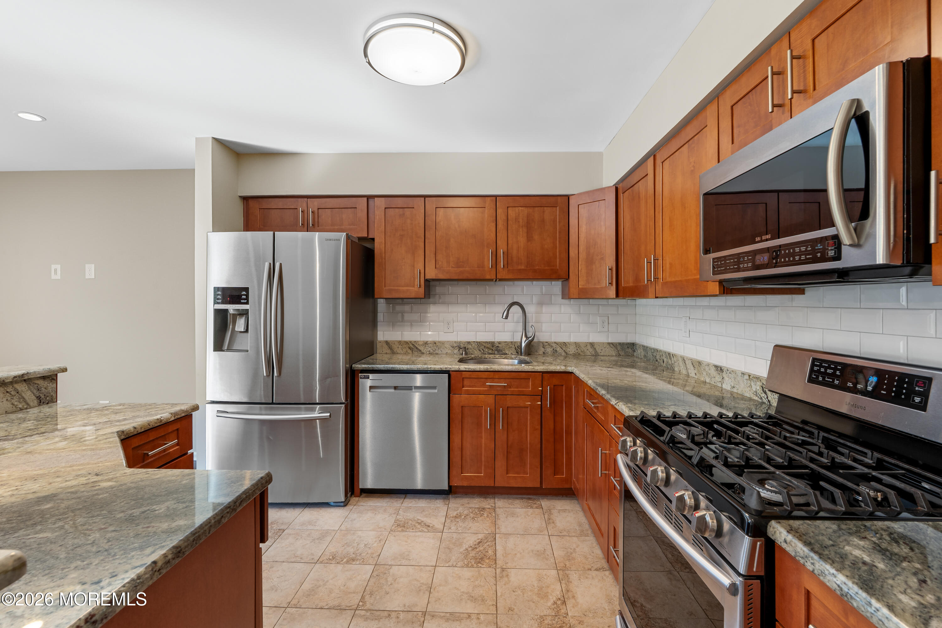 22 Oak Lane Eatontown NJ 07724