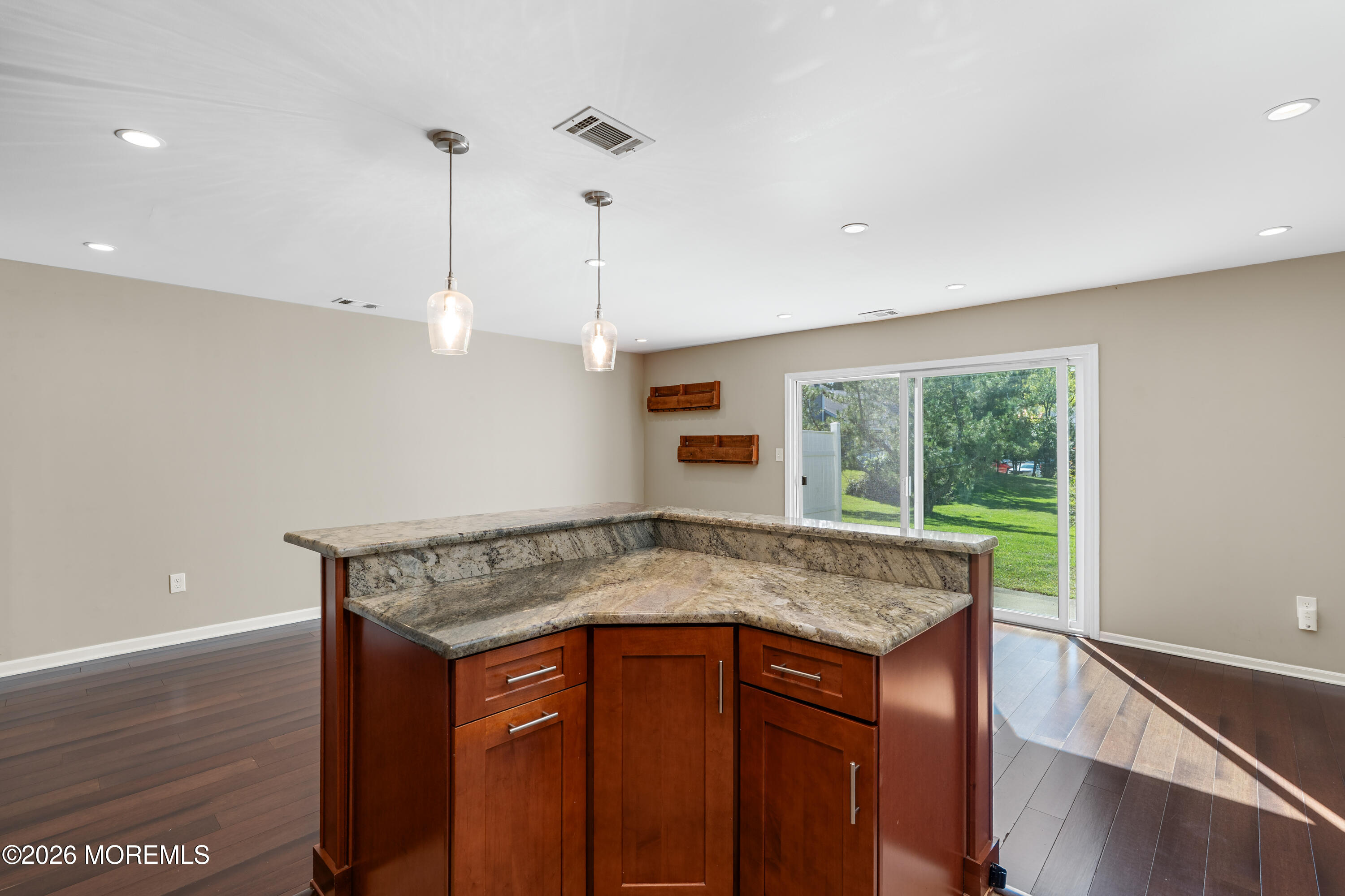 22 Oak Lane Eatontown NJ 07724