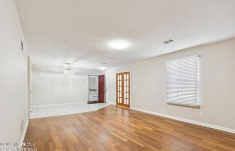 20 Austin Court Freehold NJ 07728