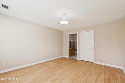20 Austin Court Freehold NJ 07728