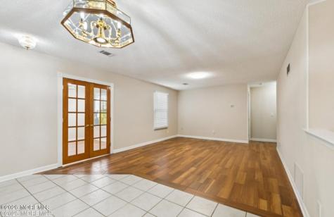 20 Austin Court Freehold NJ 07728