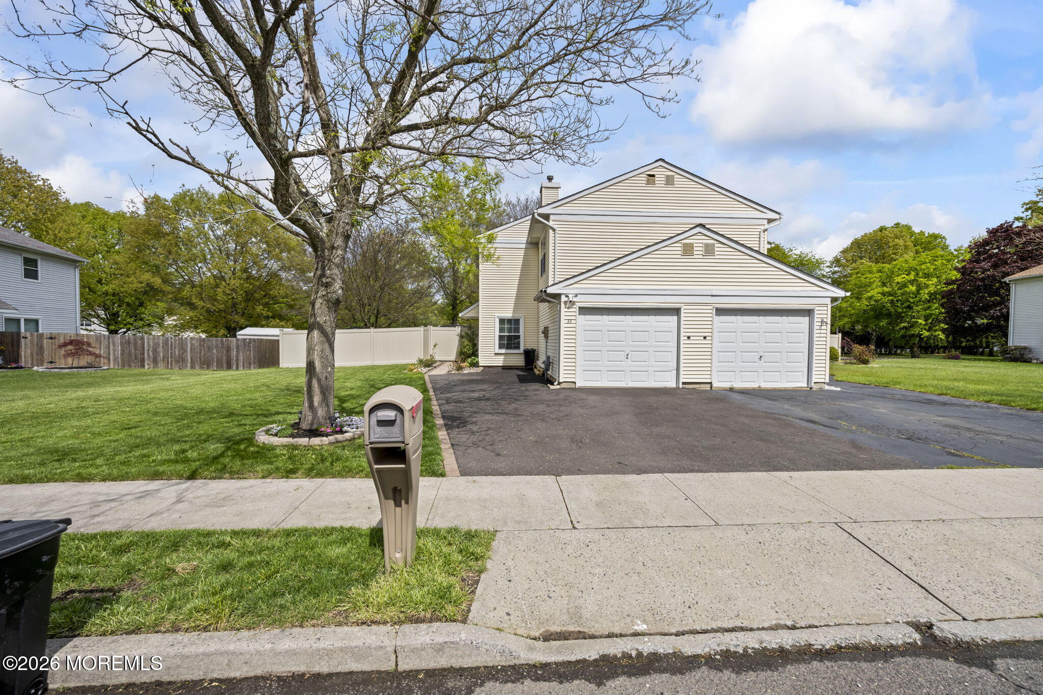 33 Spyglass Court East Windsor NJ 08520