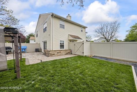 33 Spyglass Court East Windsor NJ 08520