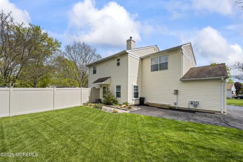 33 Spyglass Court East Windsor NJ 08520