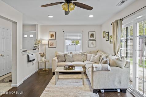 33 Spyglass Court East Windsor NJ 08520