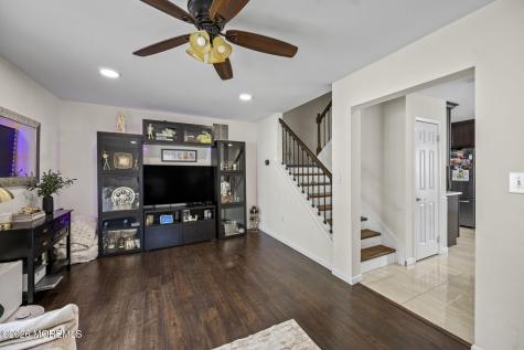 33 Spyglass Court East Windsor NJ 08520