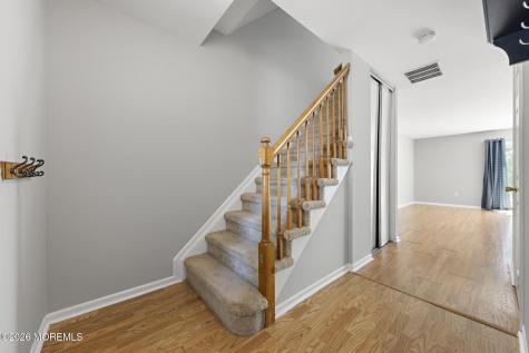 39 Oak Lane Eatontown NJ 07724