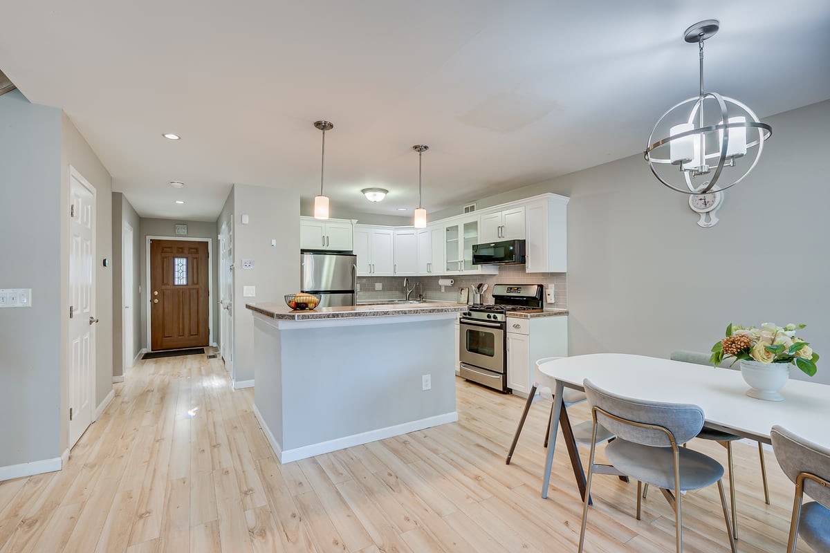61 Sand Hill Road Jamesburg NJ 08831