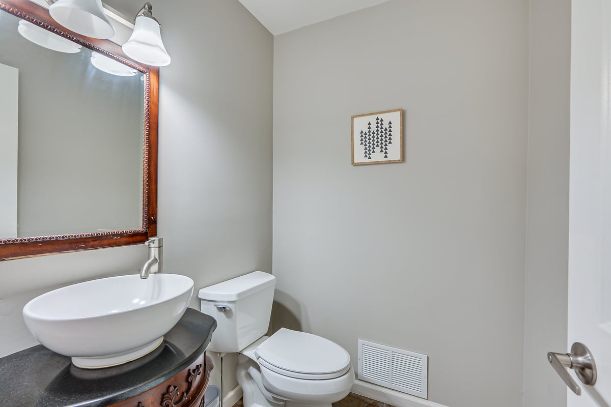 61 Sand Hill Road Jamesburg NJ 08831