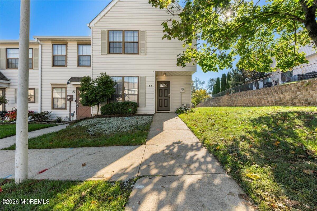54 Queens Way Englishtown NJ 07726