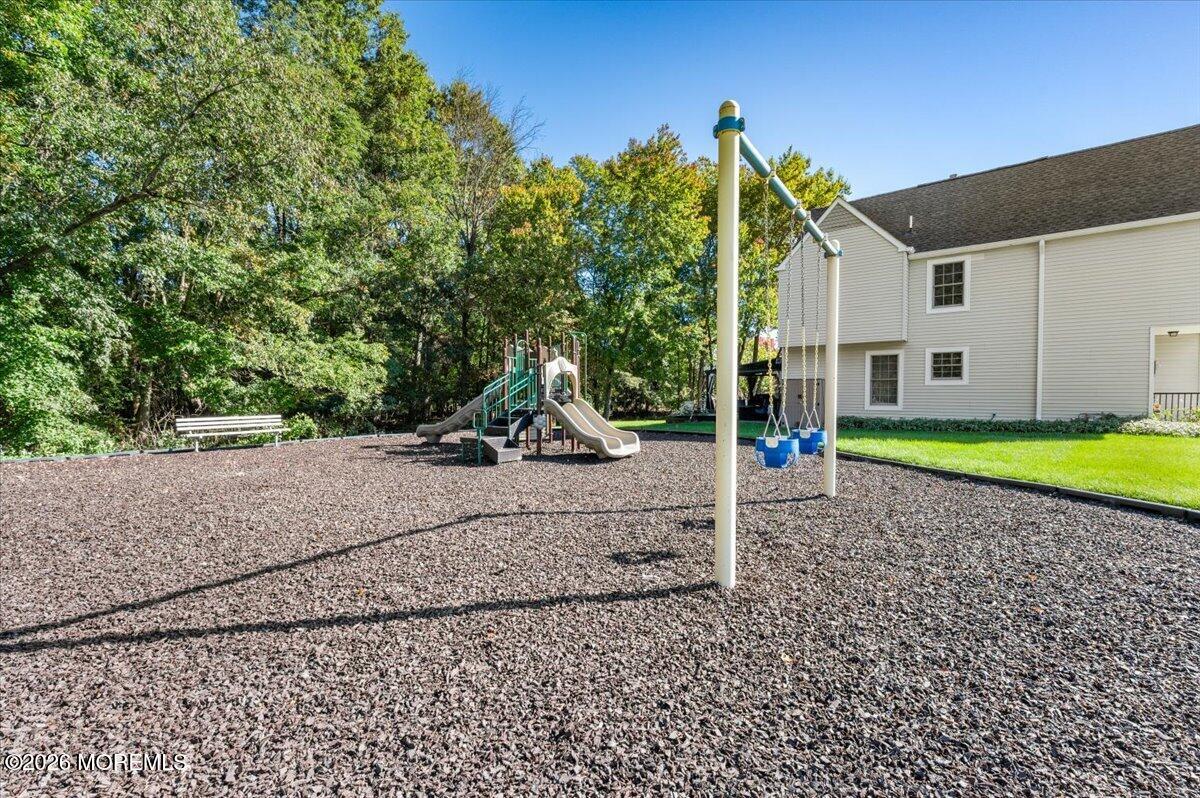 54 Queens Way Englishtown NJ 07726